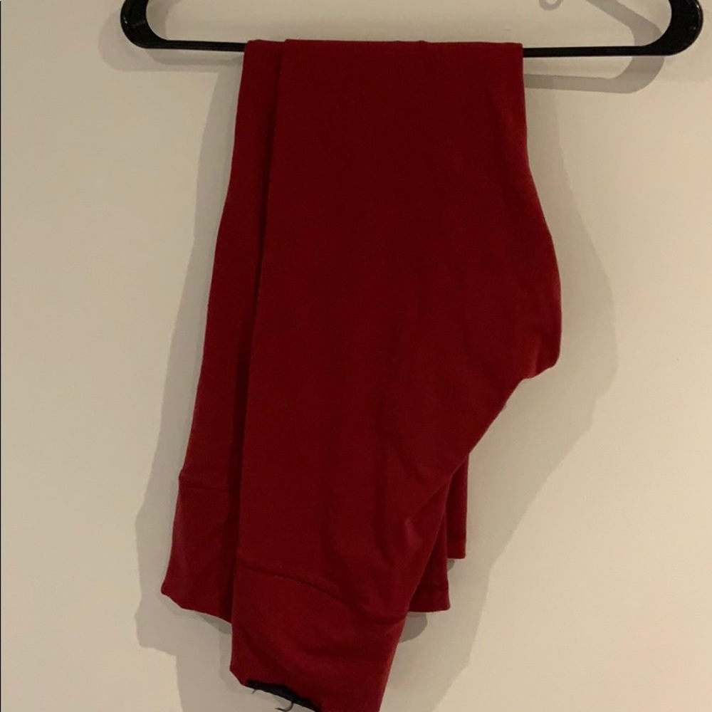 Artizia TNA leggings red